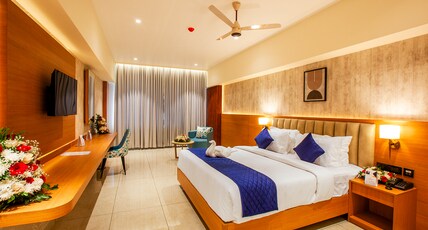 Grand Royal Residency Room Type - Deluxe Room