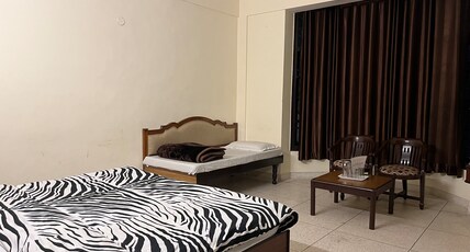 Hotel Omkar Room Type - FAMILY TRIPLE BED ROOM - NON VIEW