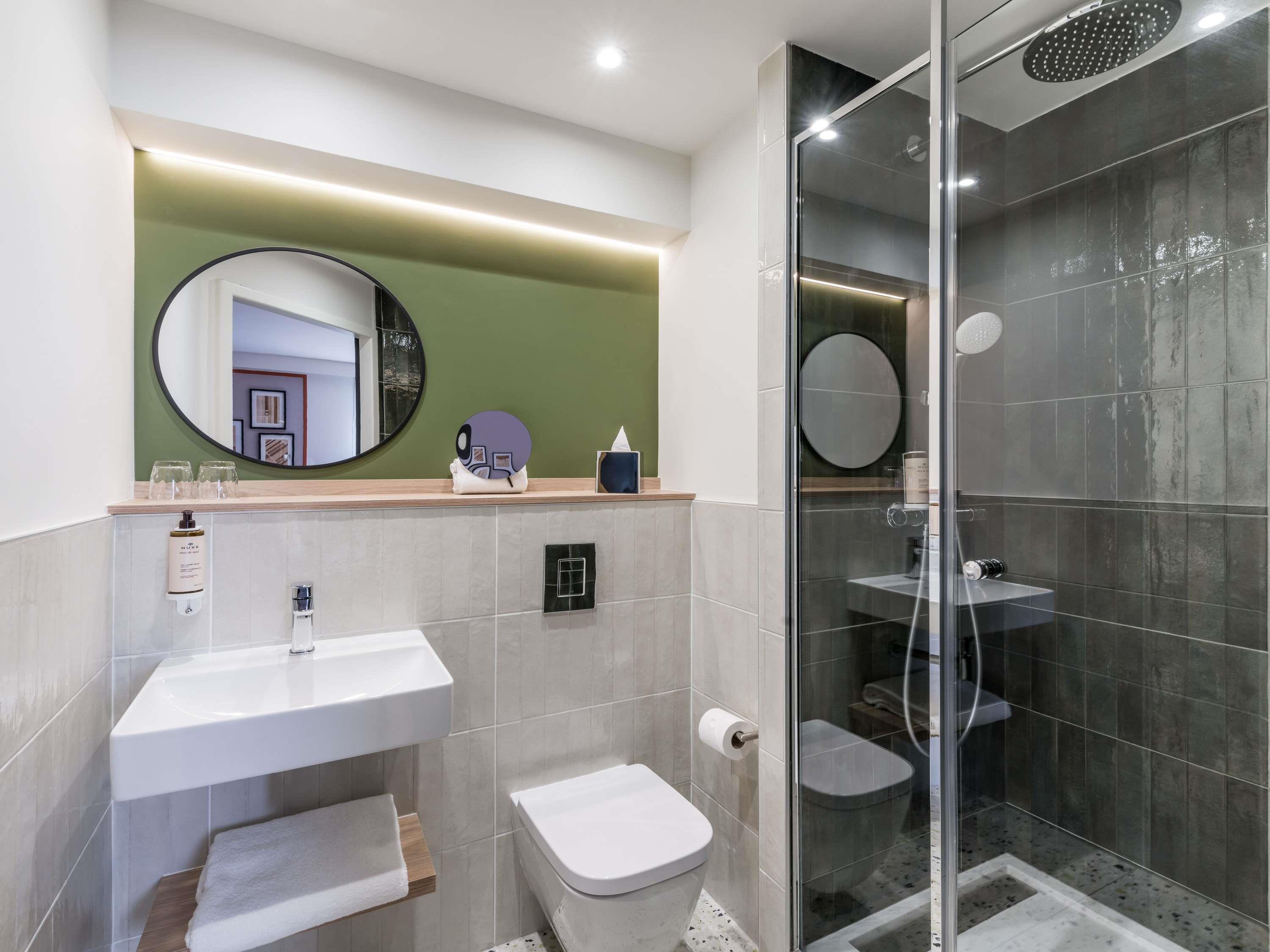 Mercure Chartres Est - Tap to explore photos