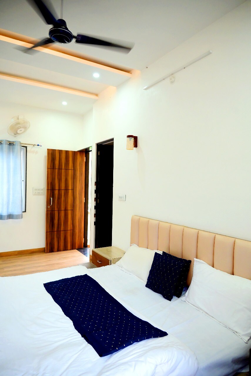 The Forest Nook Villa Udaipur - Tap to explore photos