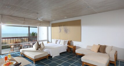 Jetwing Blue Room Type - Super Deluxe Double Room