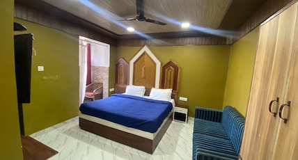 Hotel 24(new bharat) walkable distance from Mall Road Room Type - 208 Studio Room (accommodates 4 adults) Hotel 24(new bharat) walkable distance from Mall Road Room Type - 208 Studio Room (accommodates 4 adults)