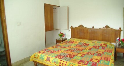 Hotel Zen Room Type - NON AC Basic Room