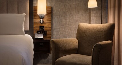DoubleTree by Hilton Hotel London - Chelsea Room Type - Junior King Suite