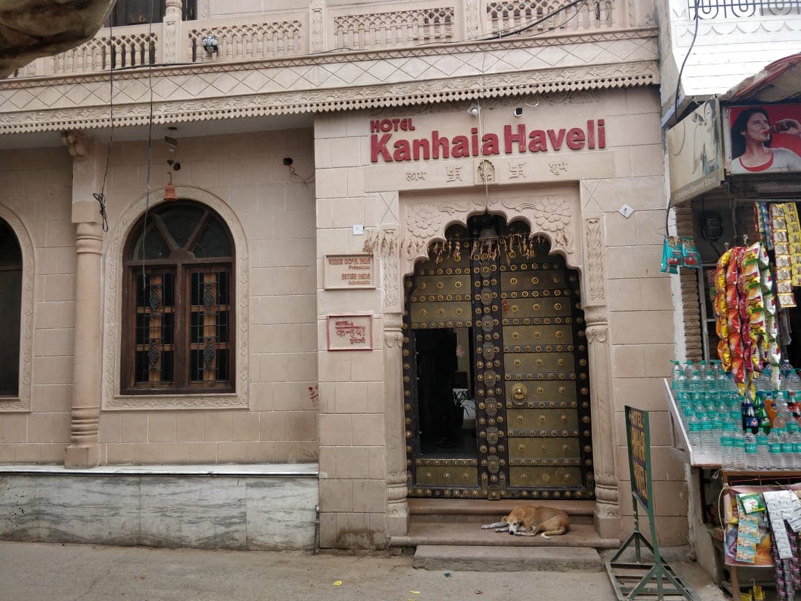 Hotel Kanhaia Haveli - Tap to explore photos