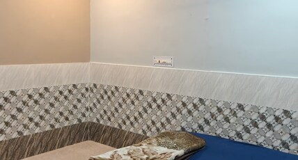 Awadh 2 Star Room Type - Bedroom 2