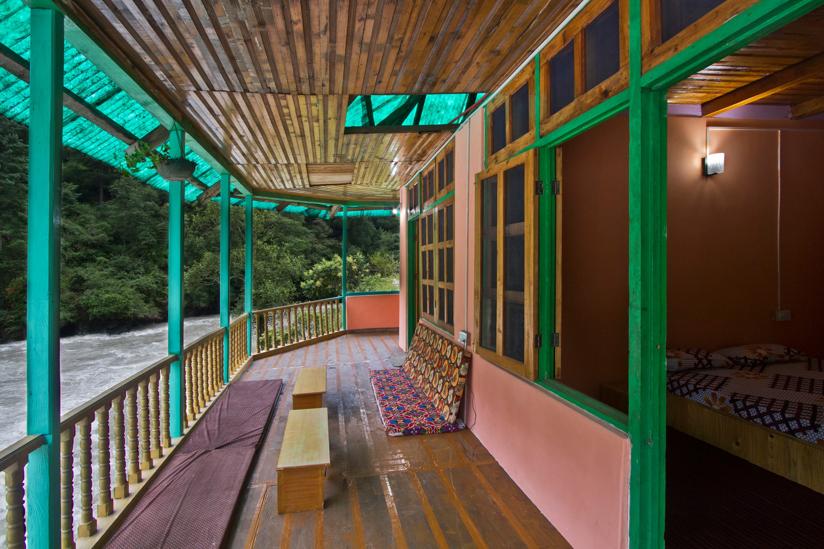 Parvati River Cottage- 1 km trek from Main Road - Tap to explore photos
