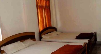 Hotel Mid Town Room Type - Deluxe AC Room