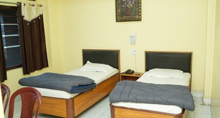 Hotel DL Room Type - Deluxe AC Room