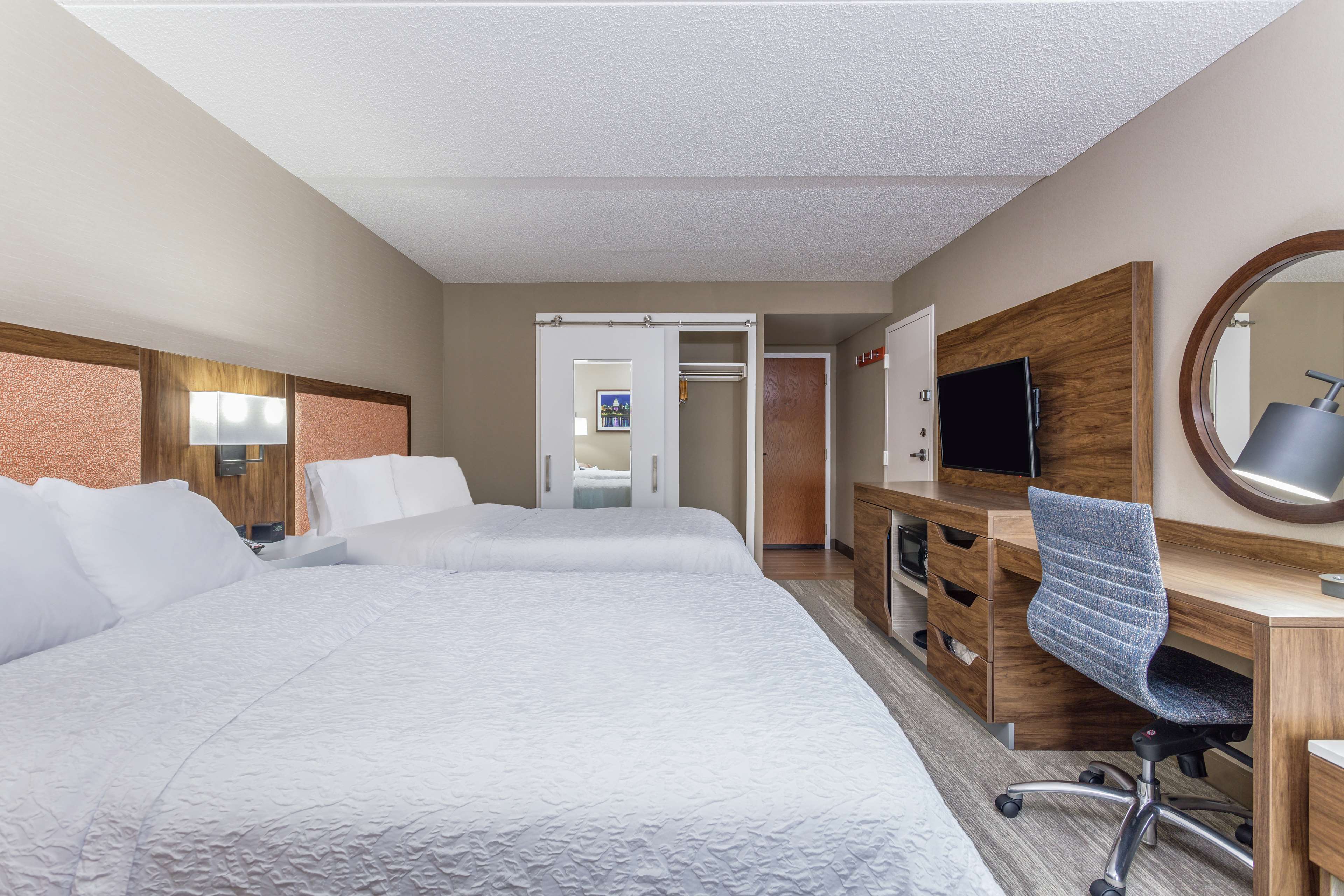 Hampton Inn Harrisburg-East/Hershey - Tap to explore photos