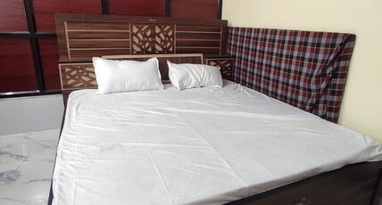 IMPERIAL INN, Room Type - DELUXE DOUBLE BEDROOM 2