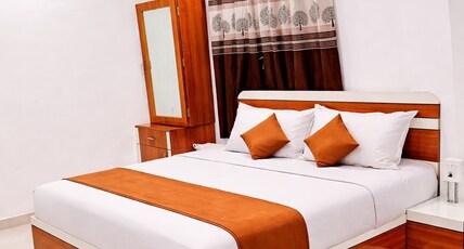 Janani Niwas | Matheran Room Type - AC - Large Deluxe Room