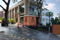 Sea Shell Coral Cove