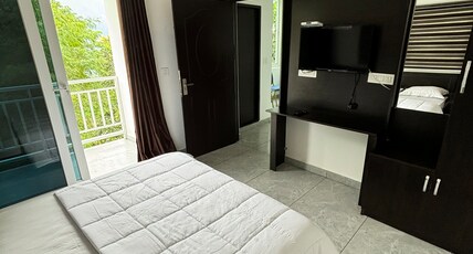 BLOOMS COTTAGE MUNNAR Room Type - Bedroom 104