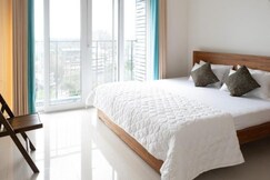 Royal Mangrove 2BHK Apartment With Pool in the Centre of Kozhikode