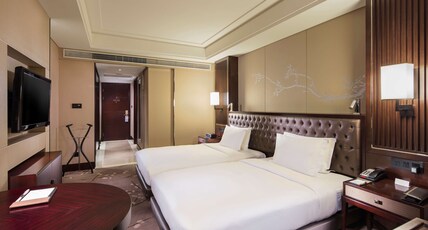DoubleTree by Hilton Hotel Chongqing North Room Type - SUPERIOR TWIN GUEST ROOM