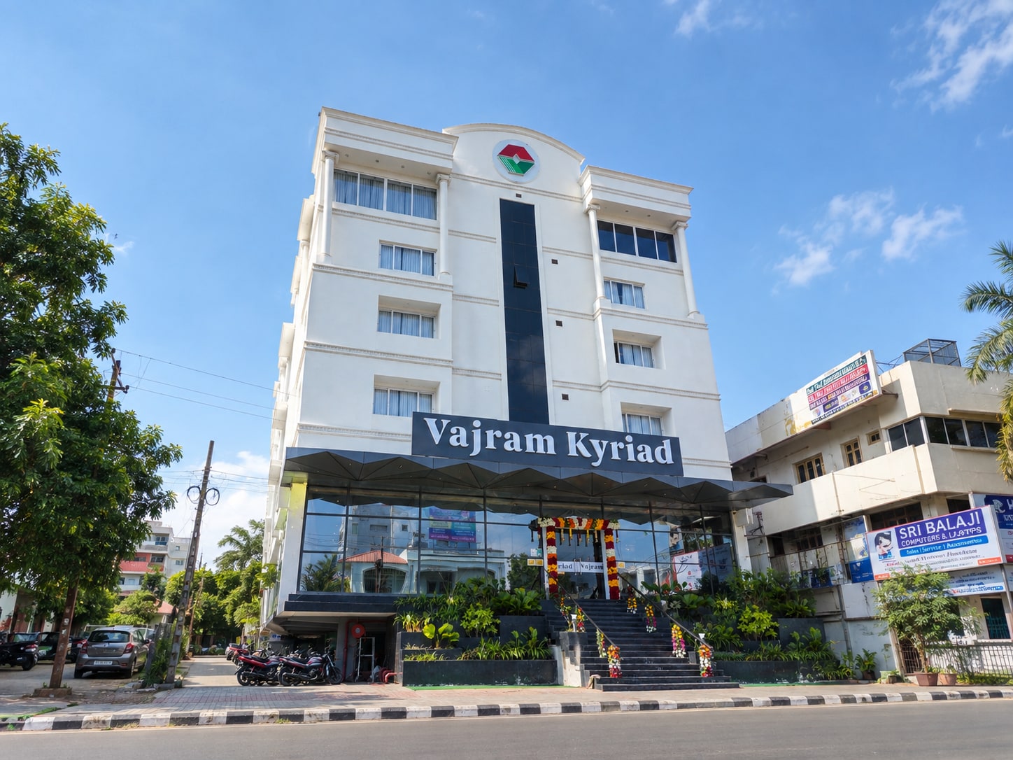 Kyriad Vajram Guntur - Tap to explore photos