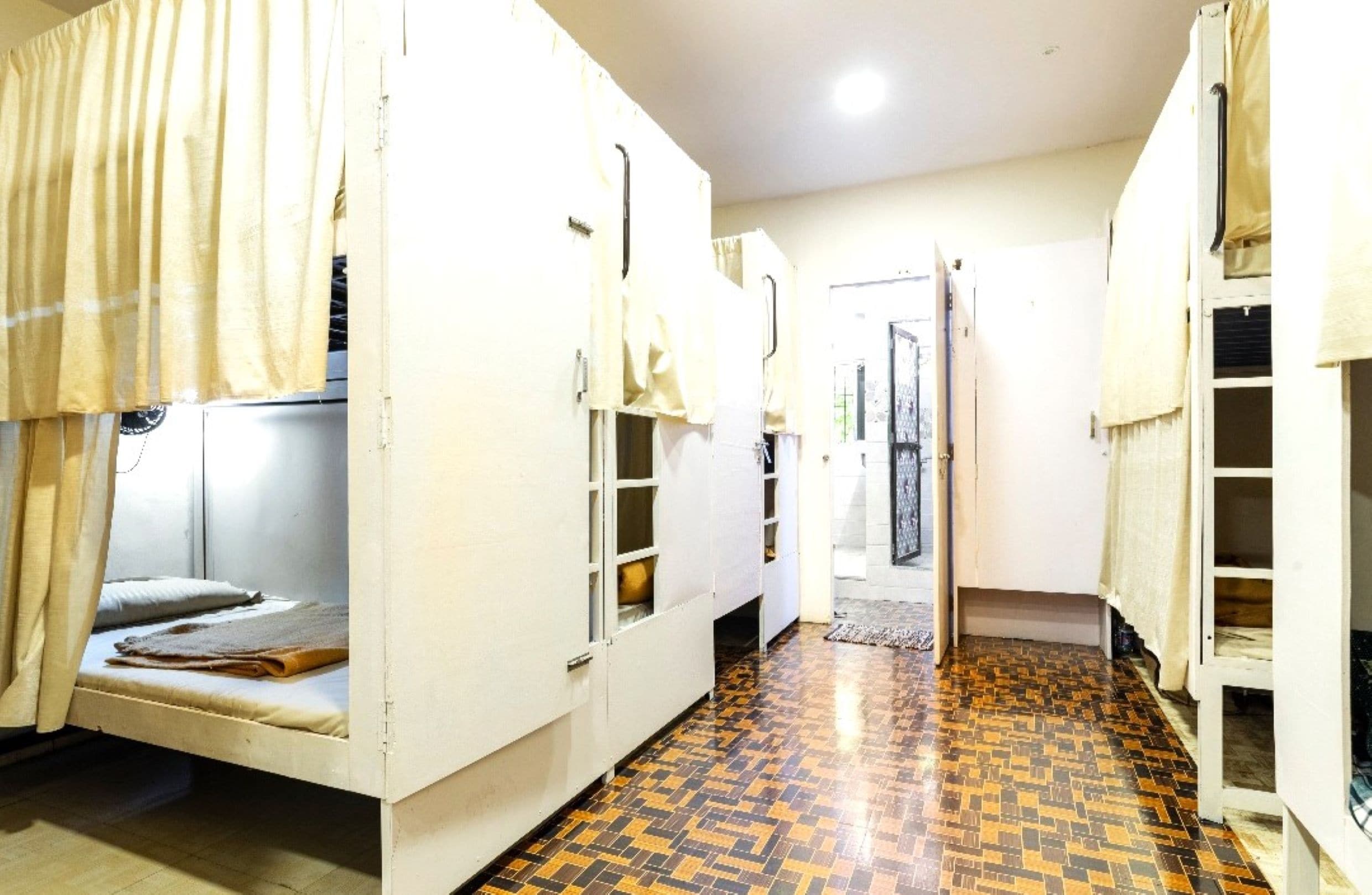 Golden Star Deluxe Dormitory - Tap to explore photos