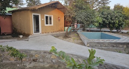 The Ashok Vatika Farms and Stay Room Type - Deluxe Room Ashoka Bliss
