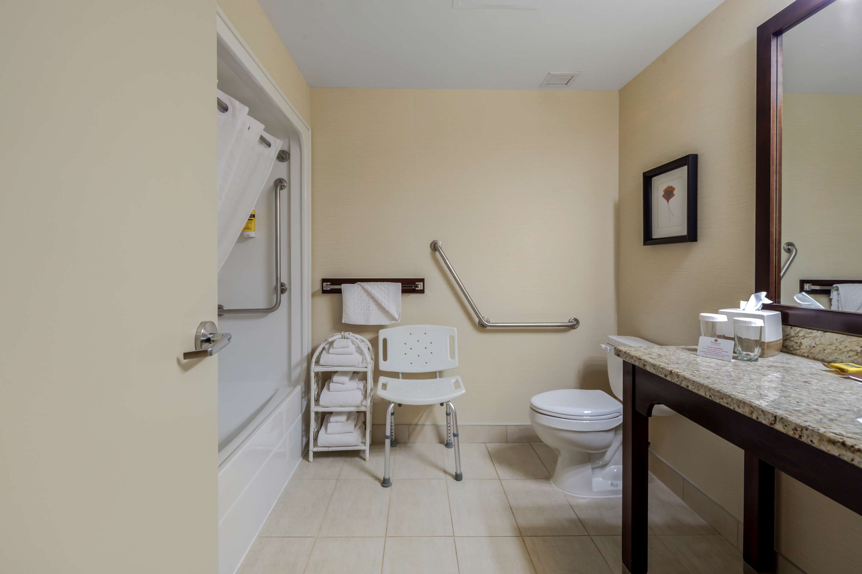 Best Western Premier Denham Inn and Suites - Tap to explore photos