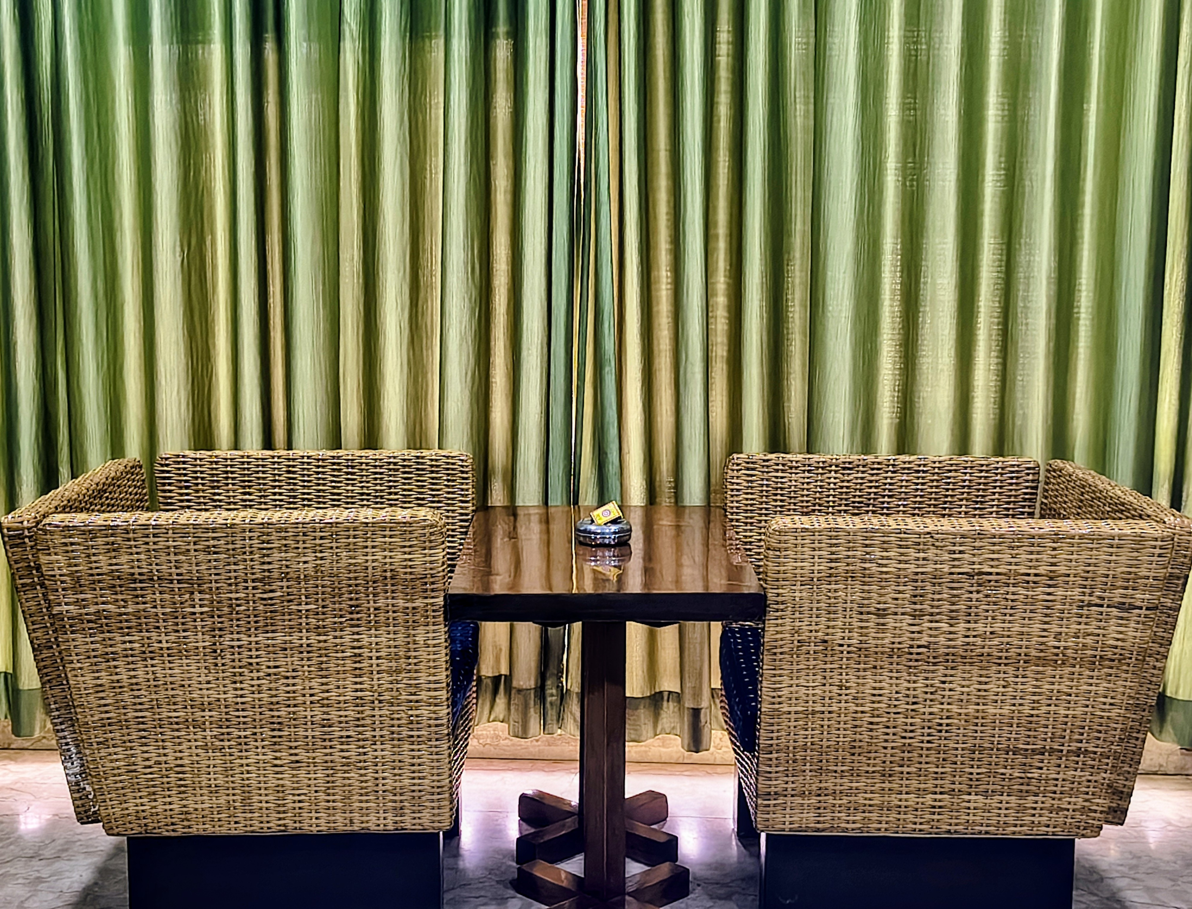 Hotel Rains Inn - Tap to explore photos