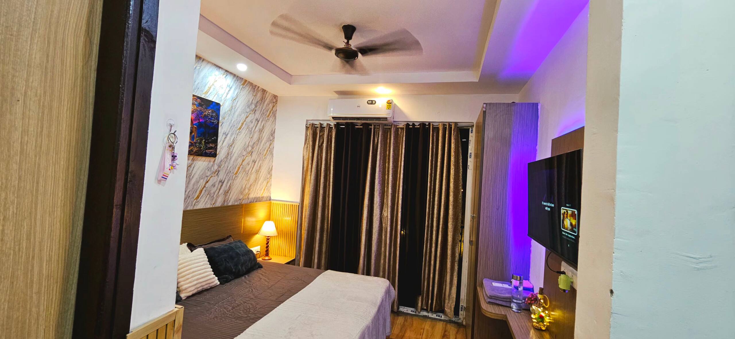 ND Stay Luxury Studio Kaveri City Center - Tap to explore photos