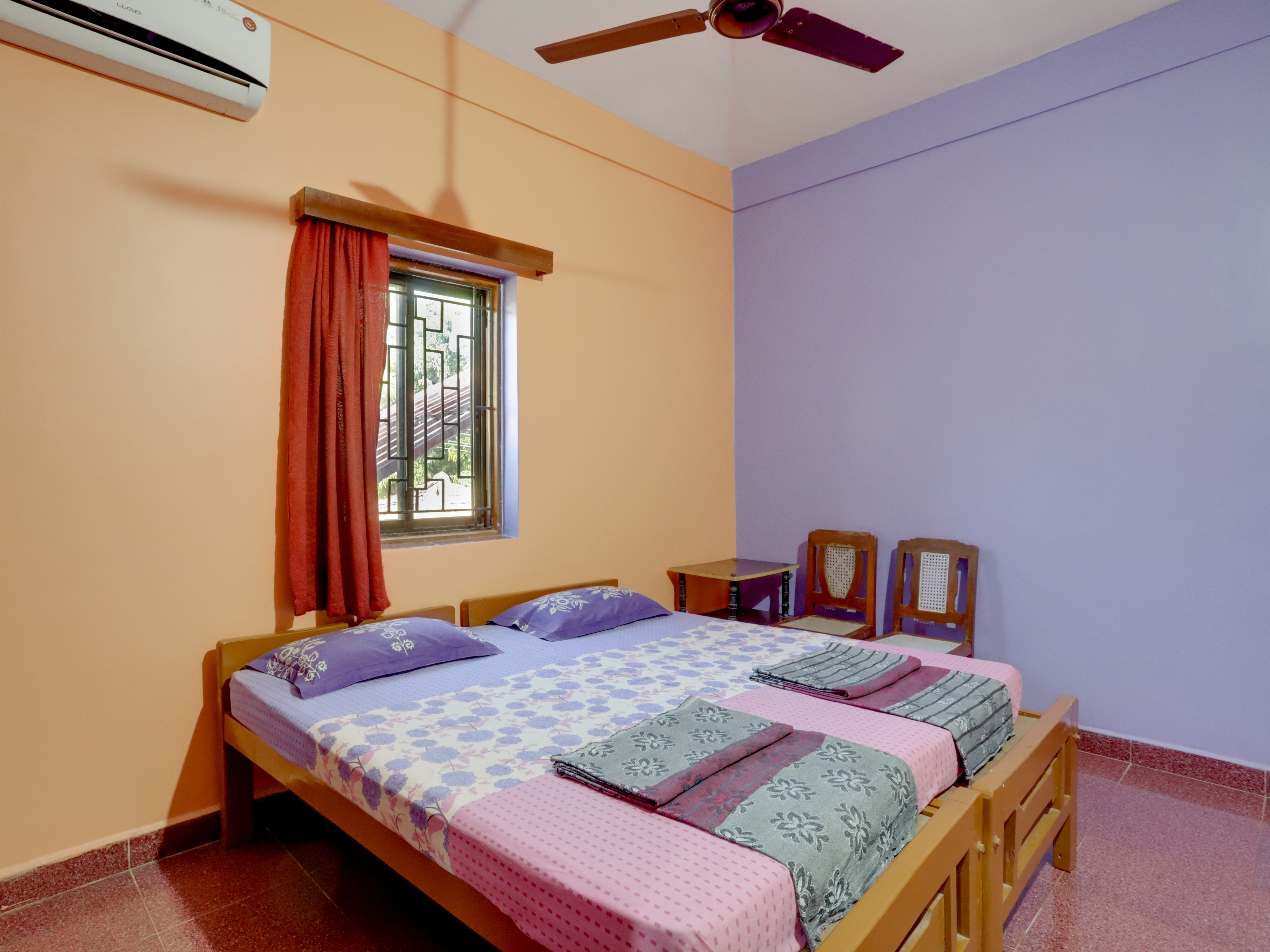 Romaldo Guest House  - Tap to explore photos