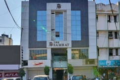 Hotel Samrat