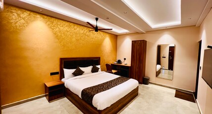 Thayamkery's Royal inn Room Type - Executive Room
