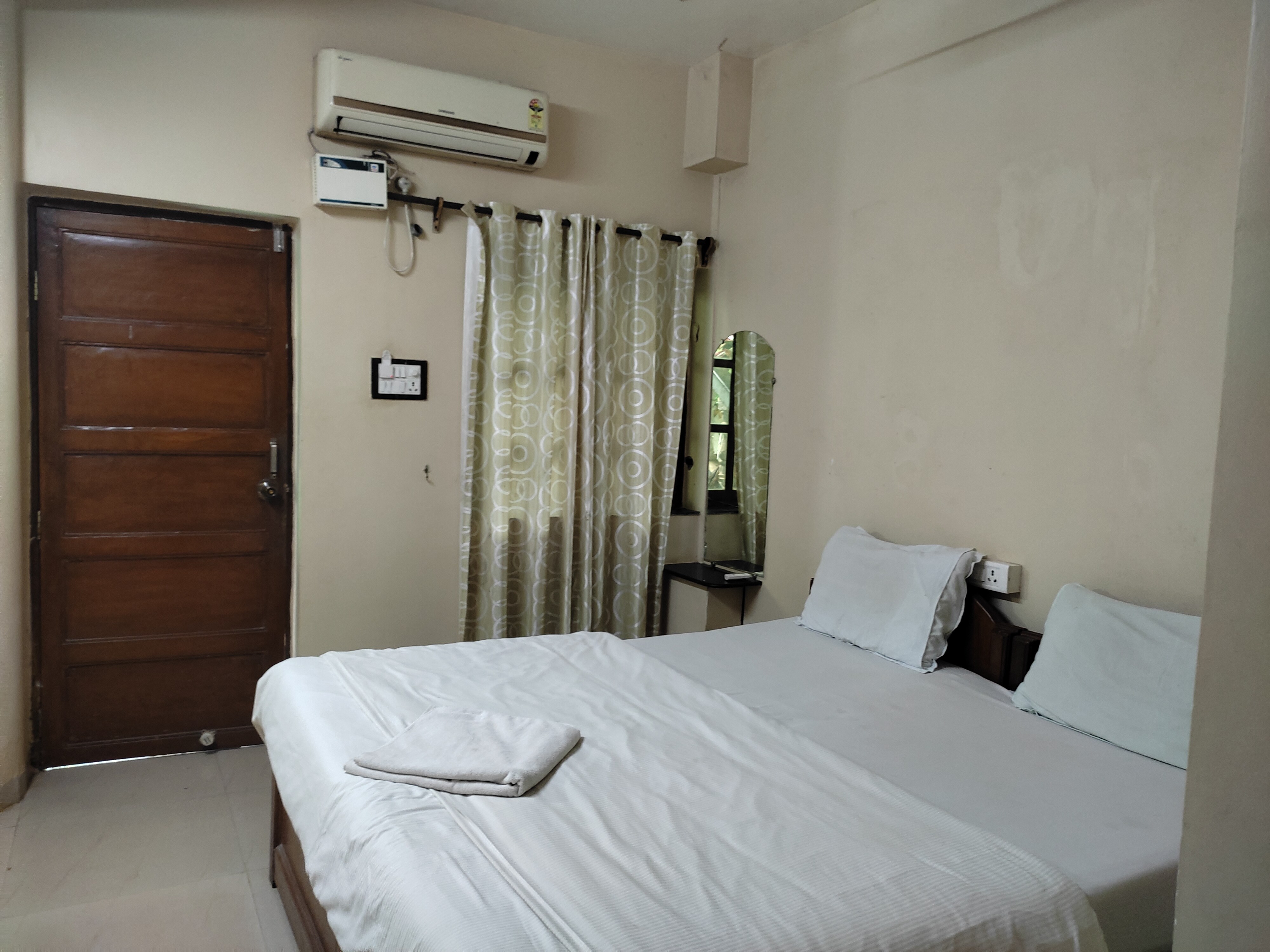 Tanisha guest house Bogmal - Tap to explore photos