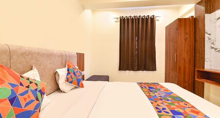 FabHotel Anand Palace Room Type - Deluxe Room