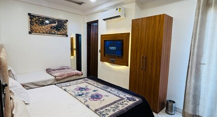 Hotel Awadh Plaza Room Type - Superior Room With Balcony