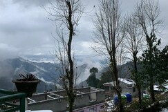 Ice Land Homestay - Zuluk