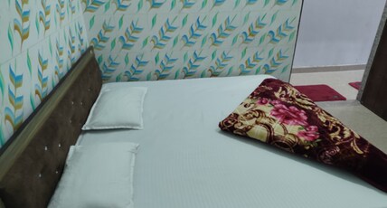 KHATU SHYAM NIWAS Room Type - STANDARD DOUBLE BED