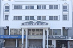 Hotel Ashish Palace
