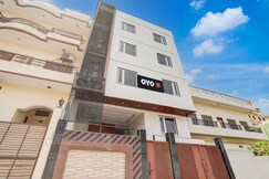 Hotel O Kashika Inn & Comfort Stays