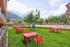 Maxwell Stays Manali - Mountain View