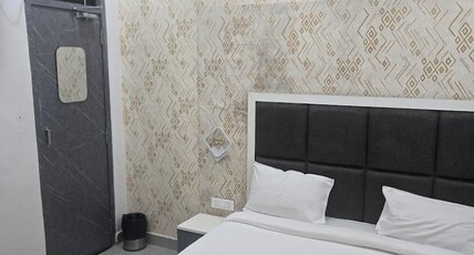 KASHI GANGA INN Room Type - Twins Room