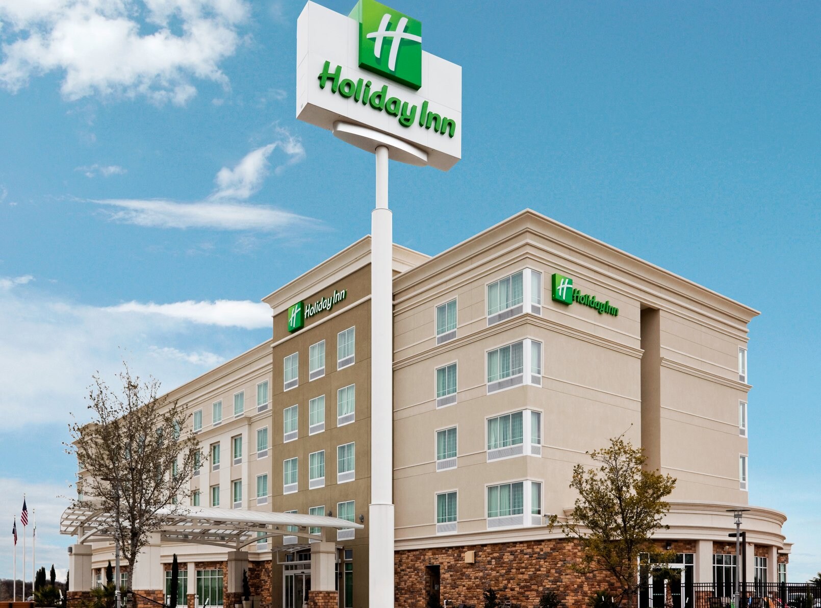 Holiday Inn Hotel & Suites WACO NORTHWEST - Tap to explore photos