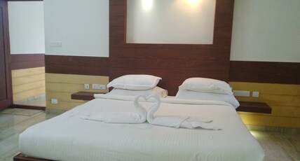 La Four Seasons - A Luxury Resort Room Type - Orchid Villa 2 B - Single bed room only