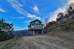Nambardaar Homestay