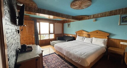 Hari Om Paradise Home stay Room Type - Deluxe Room Mountain View