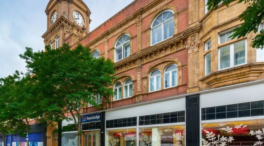 Travelodge London Woolwich - Tap to explore photos