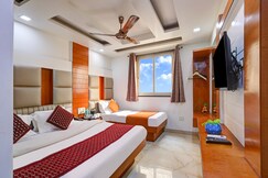 Hotel tashkent palace @ New Delhi Railway Station