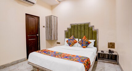 FabHotel New Pride Suite Room Type - Deluxe Room