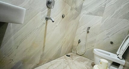 SIDRA GUEST HOUSE-PARK STREET Room Type - Triple Bed SIDRA GUEST HOUSE-PARK STREET Room Type - Triple Bed