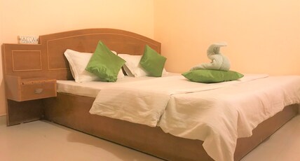 The Mango Tree | Rooms Dorms Room Type - Deluxe Double Room