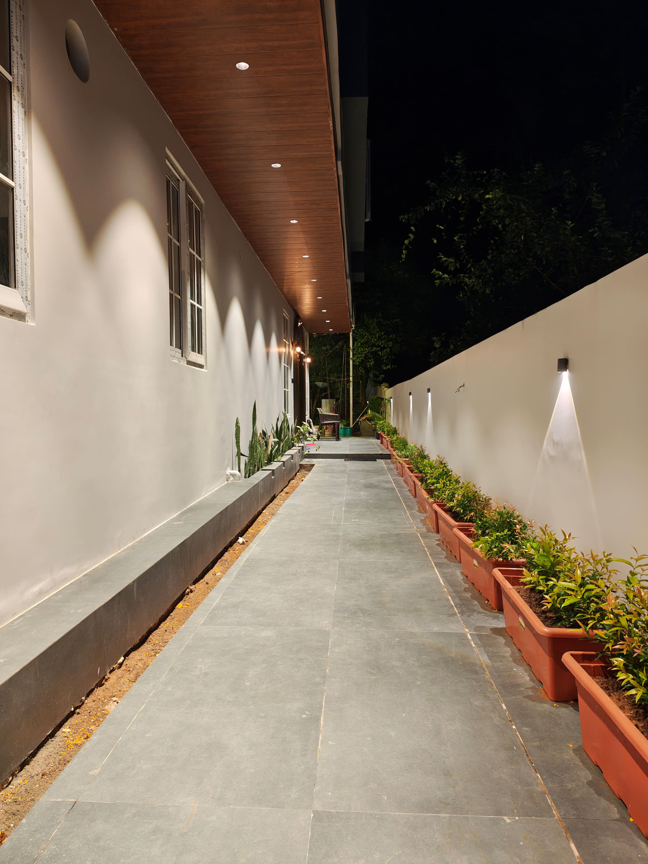 Duplex Villa NH27 Jorabat - Tap to explore photos