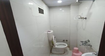 Hotel Gulshan Room Type - Deluxe NON AC Room