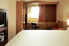 ibis Rambouillet